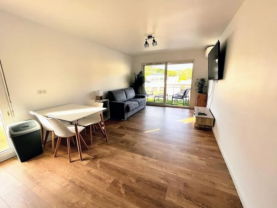 Superbe Studio Climatise Avec Terrasse Proche Mer Cagnes-sur-Mer Apartment